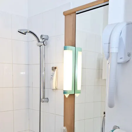 Hotel Egg Hotel Gonesse