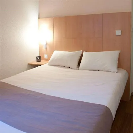Egg Hotel Gonesse Hotel Gonesse