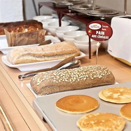 Egg Hotel Gonesse 3* Gonesse